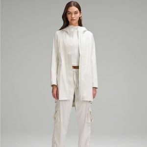 Lululemon’s Rain Rebel Jacket Size 6